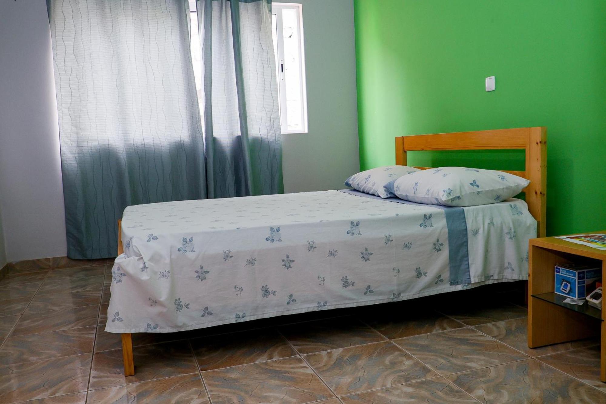 Fadias Quartos - Rooms Ribeira Grande Bagian luar foto