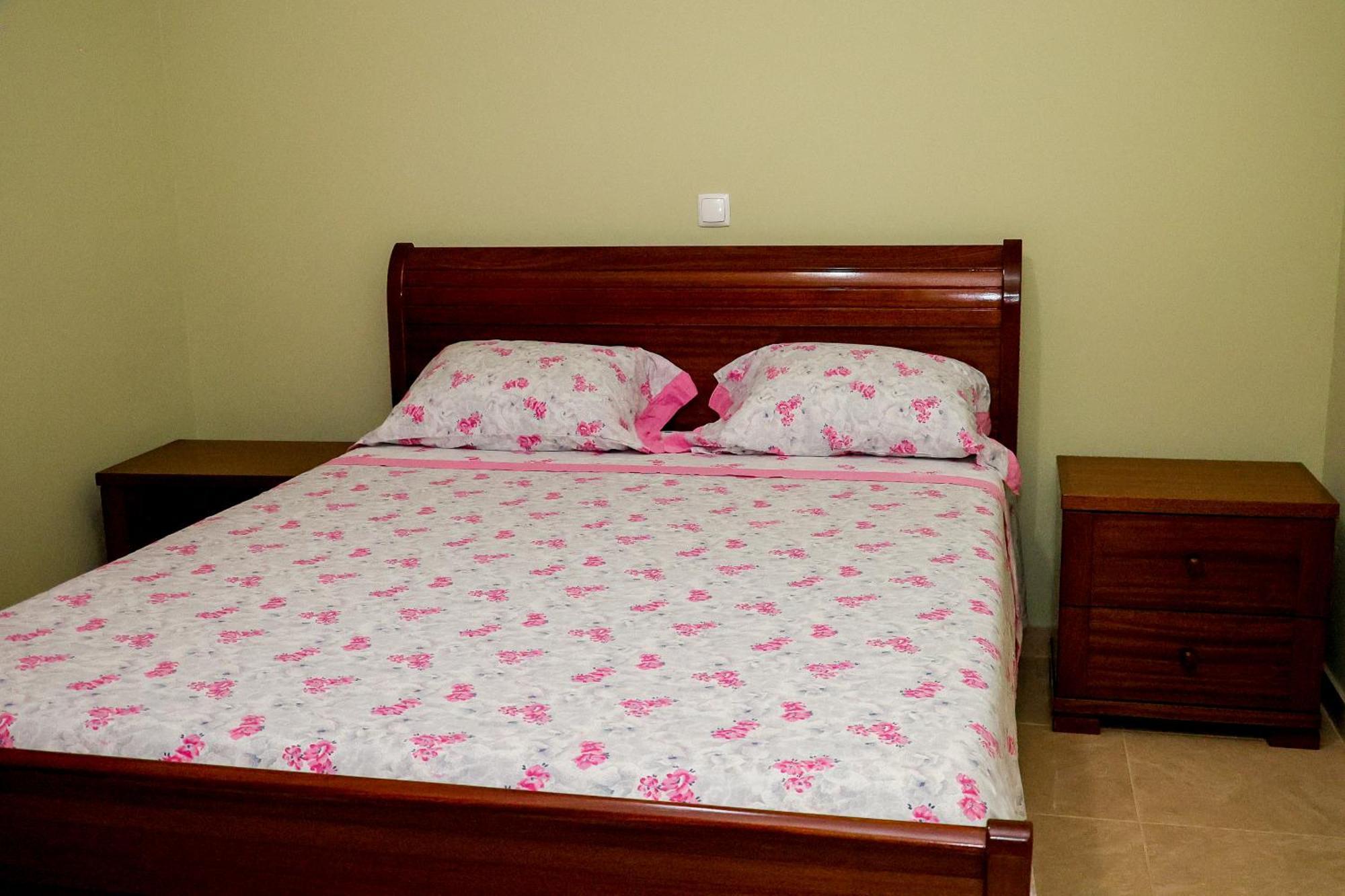 Fadias Quartos - Rooms Ribeira Grande Bagian luar foto
