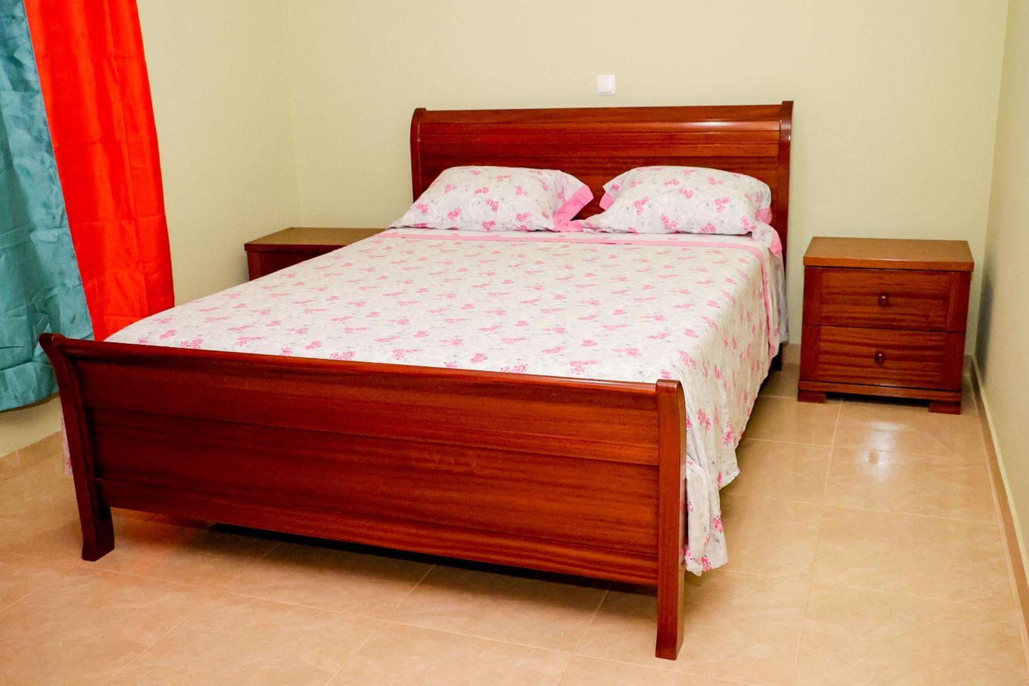 Fadias Quartos - Rooms Ribeira Grande Bagian luar foto