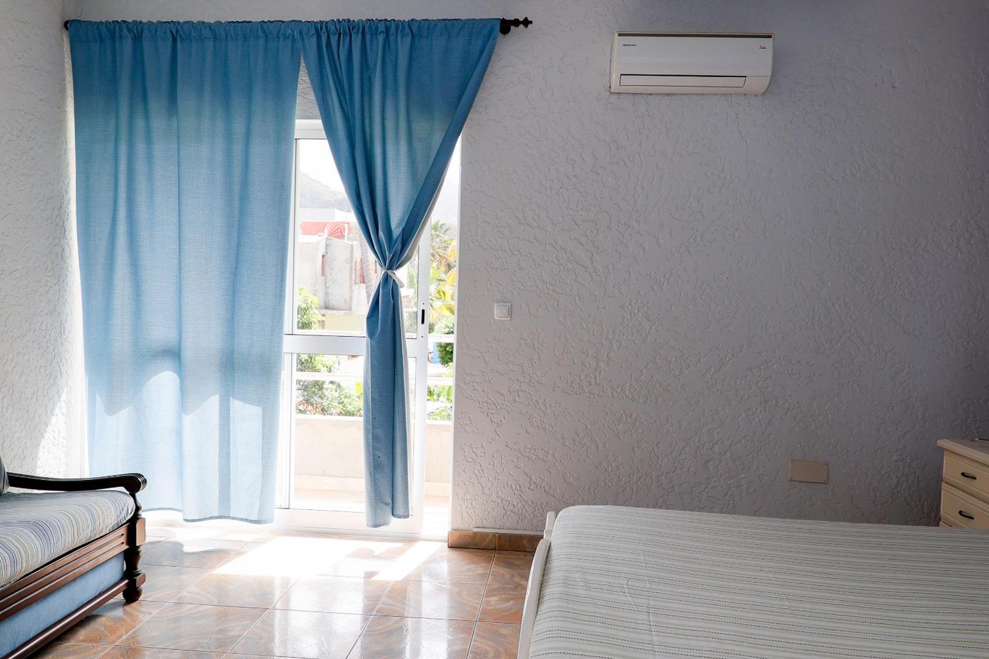 Fadias Quartos - Rooms Ribeira Grande Bagian luar foto